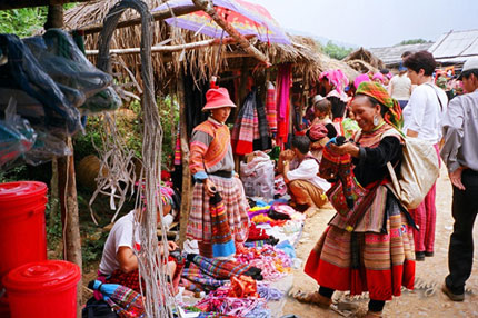 Coc Ly Market Vietnam